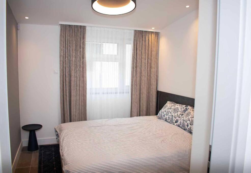 Luxury Cozy 2 Bdr Downtown Apt.7 Budapesta Exterior foto